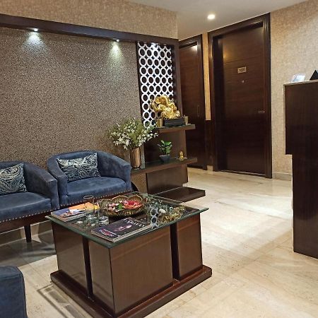 Hotel A P Home'S - A Boutique Hotel Гувахати Екстериор снимка