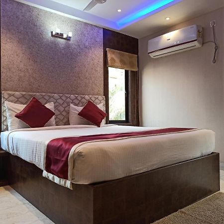 Hotel A P Home'S - A Boutique Hotel Гувахати Екстериор снимка